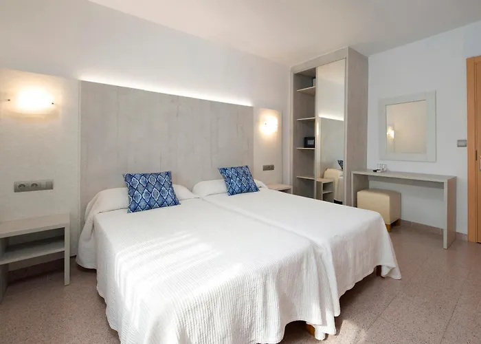 Hostal Roca San Antonio Abad